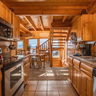 50 MILE VIEW of the Smokies! Sleeps 8 pool hot tub wifi