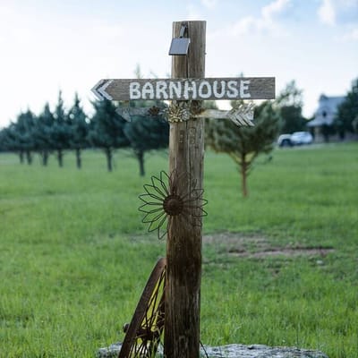 The Barnhouse for 4 @ TimberRose Ranch FBG TX