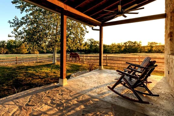 The Ranch House for 2 @ TimberRose Ranch hot tub